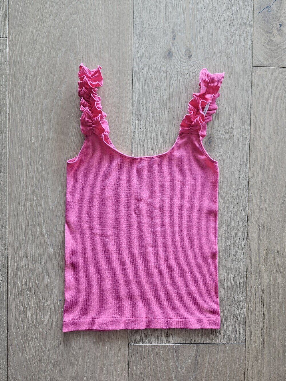 EUC Fuchsia Stretch Tank Top - Size M